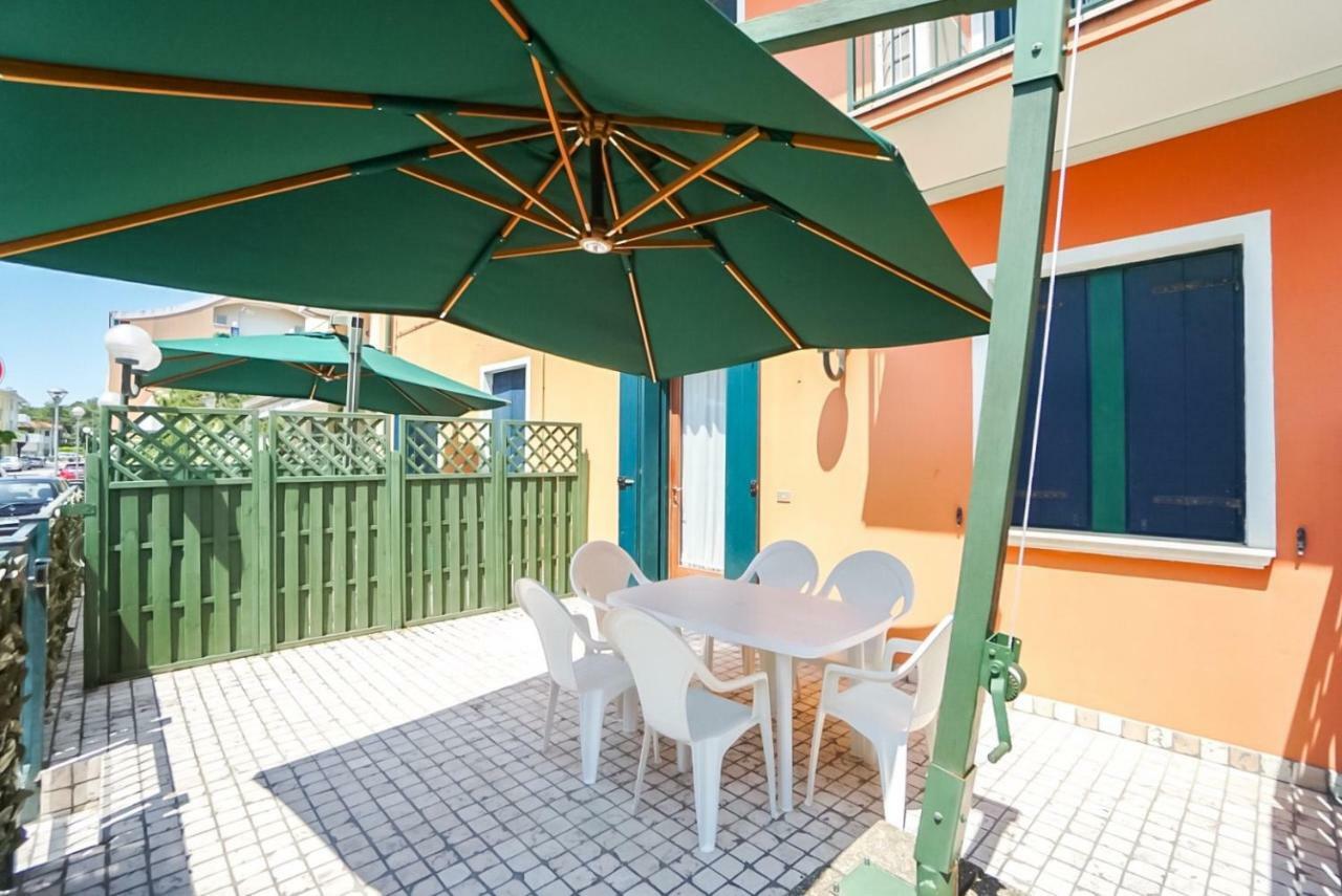 Villa Veneta Bibione Buitenkant foto